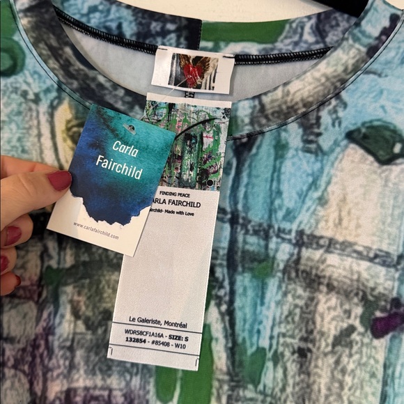 New! Abstract Print Maxi Dress - Picture 5 of 6